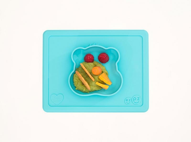 EZPZ Silikonowa miseczka z podkładką 2w1 Care Bears™ Bowl Misia Życzliwe Serce Wish Bear turkusowa EZPZ Silikonowa miseczka z podkładką 2w1 Care Bears™ Bowl Misia Życzliwe Serce Wish Bear turkusowa