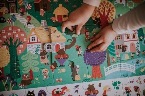 JANOD Puzzle obserwacyjne w walizce Baśnie 24 elementy 3+ JANOD Puzzle obserwacyjne w walizce Baśnie 24 elementy 3+