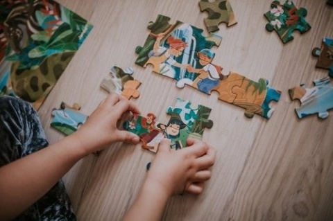 Puzzle w walizce Przygoda w kraju Inków - 100 elementów - Janod