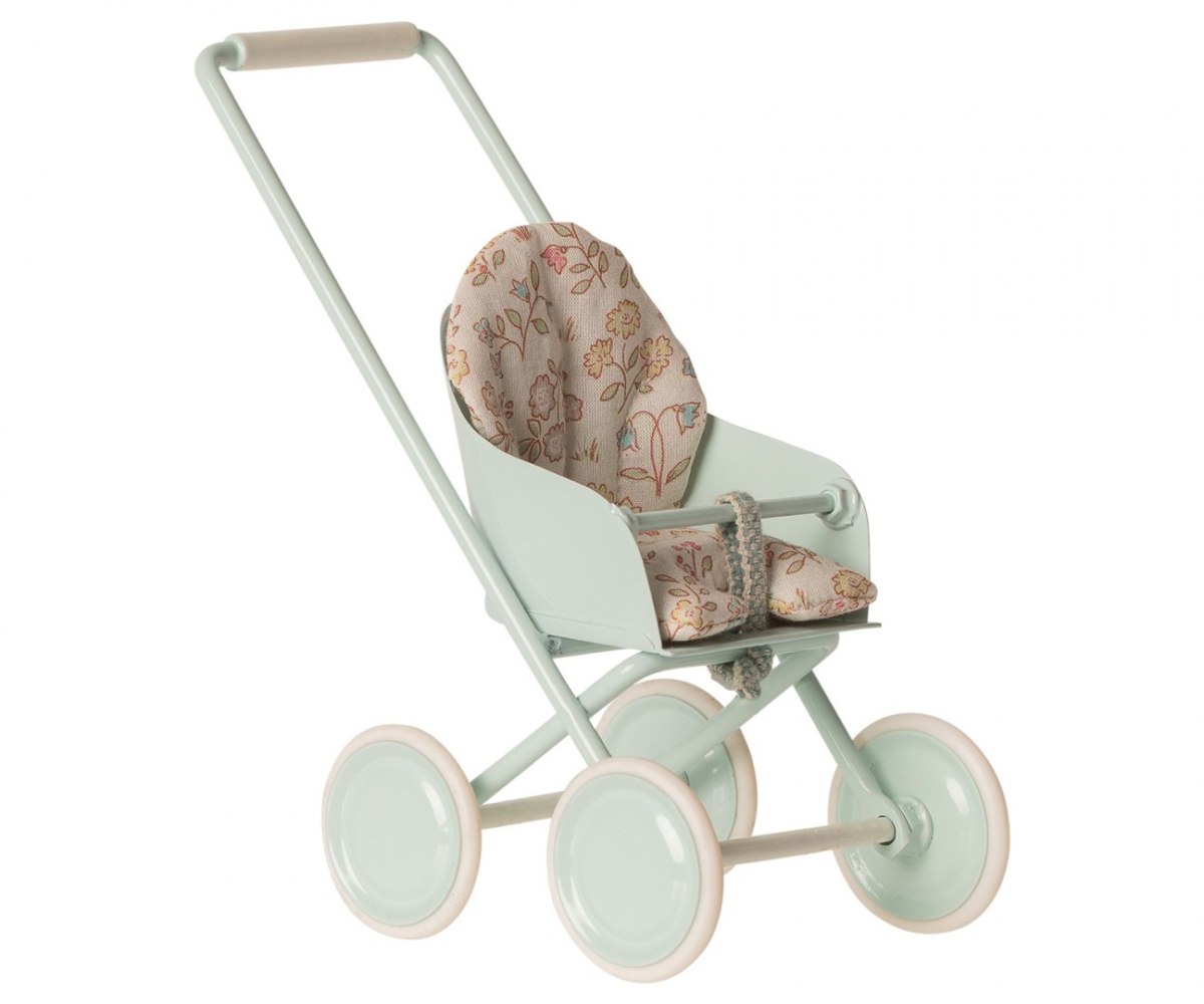Maileg Wózek spacerówka - Stroller, Micro - Sky blue Maileg Wózek spacerówka - Stroller, Micro - Sky blue