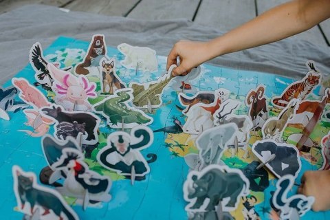 JANOD Puzzle edukacyjne z figurkami 3D Zagrożone gatunki 200 el. 6+ JANOD Puzzle edukacyjne z figurkami 3D Zagrożone gatunki 200 el. 6+