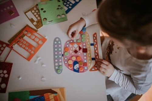 JANOD Zestaw kreatywny Mozaika Pojazdy 3+ JANOD Zestaw kreatywny Mozaika Pojazdy 3+