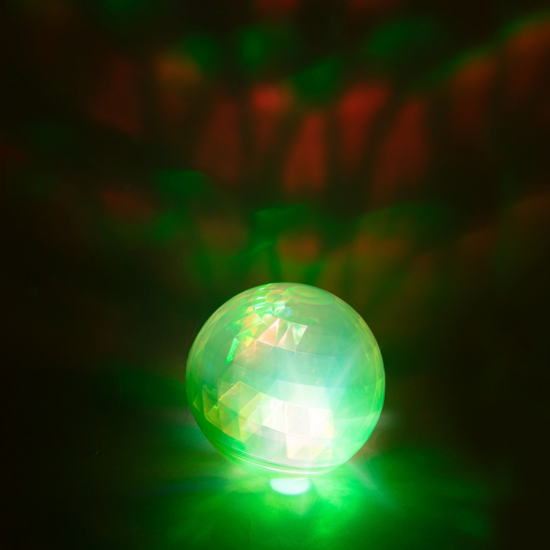 B.Toys Let’s Glow Bowling – kręgle B.Toys Let’s Glow Bowling – kręgle