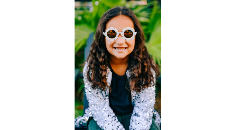 BABIATORS Okulary przeciwsłoneczne 3-5 lat z polaryzacją Blue Series - The Daisy White Flower ze złotymi soczewkami BABIATORS Okulary przeciwsłoneczne 3-5 lat z polaryzacją Blue Series - The Daisy White Flower ze złotymi soczewkami