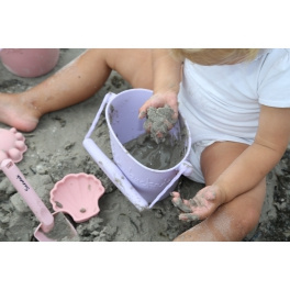 FUNKIT WORLD Składane wiaderko do wody i piasku Scrunch Bucket - Wiśniowy FUNKIT WORLD Składane wiaderko do wody i piasku Scrunch Bucket - Wiśniowy