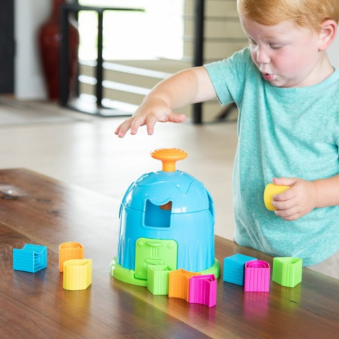 FAT BRAIN TOY CO Fabryka Kształtów Sorter. Shape Factory FAT BRAIN TOY CO Fabryka Kształtów Sorter. Shape Factory