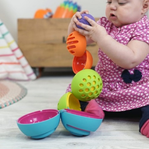 Kula OombeeBall Fat Brain Toys