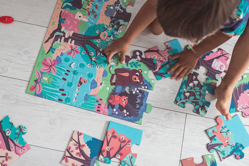 JANOD Świecące puzzle z mini-lampką UV Las 24 elementy 3+ JANOD Świecące puzzle z mini-lampką UV Las 24 elementy 3+