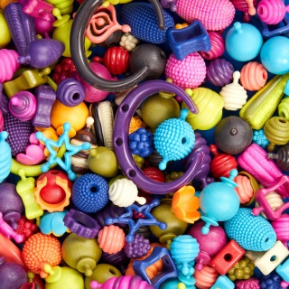 Zestaw do tworzenia biżuterii Beauty Pops B.Toys - 275 elementów
