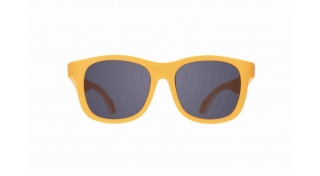 Pomarańczowe okulary przeciwsłoneczne Babiators Navigator - Mango Tango - 0-2 lata