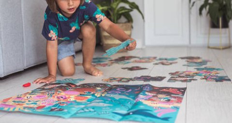 JANOD Świecące puzzle z mini-lampką UV Ocean 24 elementy 3+ JANOD Świecące puzzle z mini-lampką UV Ocean 24 elementy 3+