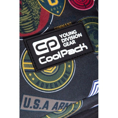 Coolpack Plecak młodzieżowy Basic Plus Military Patches Coolpack Plecak młodzieżowy Basic Plus Military Patches