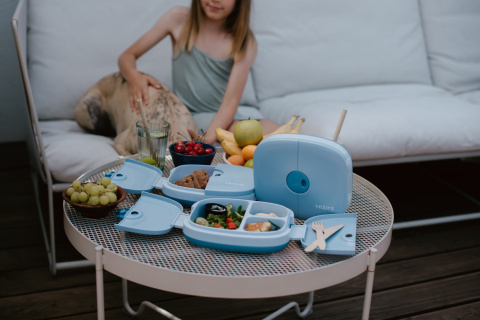 NUUMI Lunchbox z naklejkami, Blue NUUMI Lunchbox z naklejkami, Blue