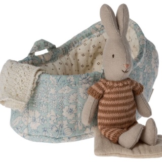 MAILEG Króliczek - Rabbit in carry cot Blue, Micro