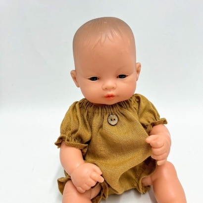 Przytullale Kombinezon lniany dla Miniland 32cm, Ochre