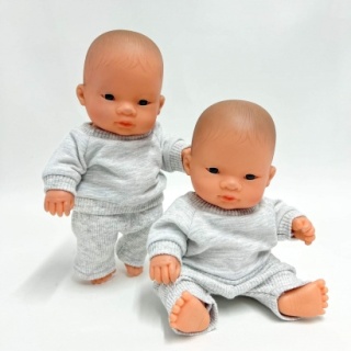 Przytullale Szary dres dla lalki Miniland 21cm