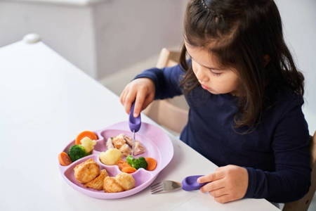 NANAS MANNERS ETAP 3 PURPLE Sztućce kształtujące chwyt