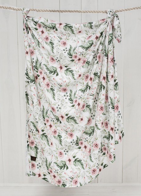 Sleepee Bambusowy Flower 3 w 1 - chusta, otulacz i kocyk Sleepee Bambusowy Flower 3 w 1 - chusta, otulacz i kocyk