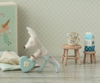 Zestaw stolik i stołek dla myszek Maileg - Table and stool set
