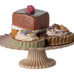 Maileg Akcesoria dla lalek - Cakes and cakestand, Mini