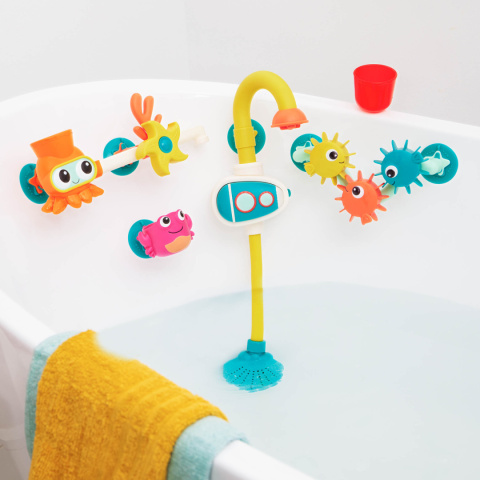 Zabawka do kąpieli kran do wody z dwufunkcyjną pompą wodną B.Toys Zabawka do kąpieli kran do wody z dwufunkcyjną pompą wodną B.Toys