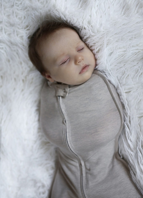 Sleepee Otulacz First Step z Czapeczką Melanżowy Szary Sleepee Otulacz First Step z Czapeczką Melanżowy Szary