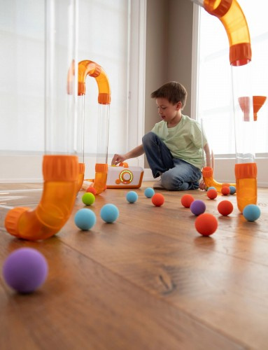 Kulodrom - dmuchawa do piłek Air Toobz marki Fat Brain Toys w zestawie z kolorowymi piłkami Kulodrom - dmuchawa do piłek Air Toobz marki Fat Brain Toys w zestawie z kolorowymi piłkami