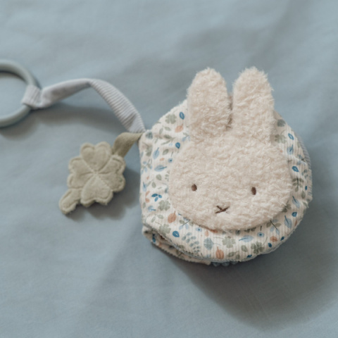 Książeczka aktywizująca - Miffy - Lucky Leaves Książeczka aktywizująca - Miffy - Lucky Leaves