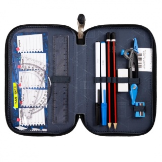 Czarny piórnik trzykomorowy z wyposażeniem St.Right