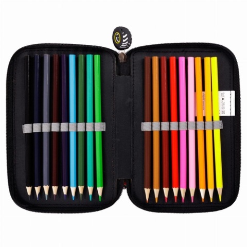 Trzykomorowy piórnik szkolny z wyposażeniem z księżycem St.Right - kredki