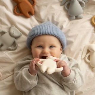 Gryzak z naturalnego kauczuku Moonie króliczek - Sand