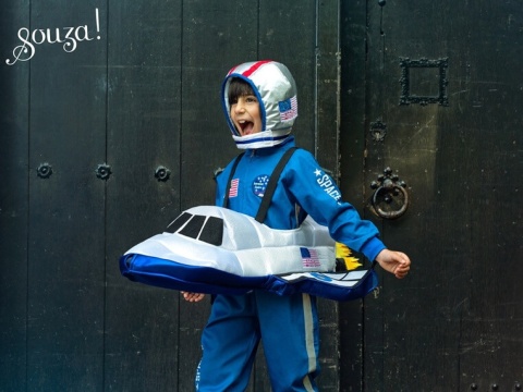 chłopiec w Kostium kombinezon Rakieta Ride-on Souza! 5-7 lat lewa strona