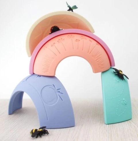 Pastelowa Tęcza sensoryczna Jellystone Over the Rainbow, 5 elementów wieża