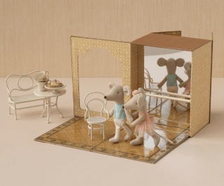 Myszki baletowe w studiu tańca Maileg - Młodsza siostra i Młodszy brat