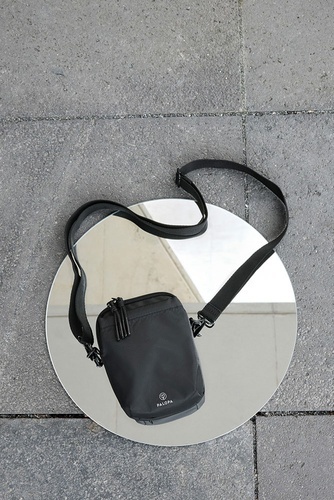 PALOPA Torebka saszetka na smakołyki dla psa Greta black L