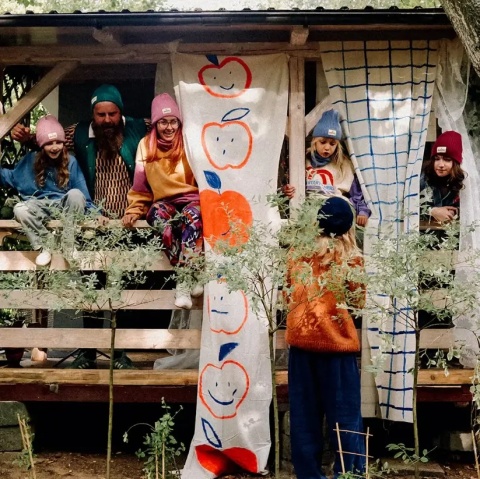 Różowy Komplet Czapka i Komin Dashki Merino Crew Bubble Gum Pink - S wiele kolorów