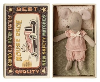 Myszka Maileg Młodsza Siostra w Pudełku Zapałek