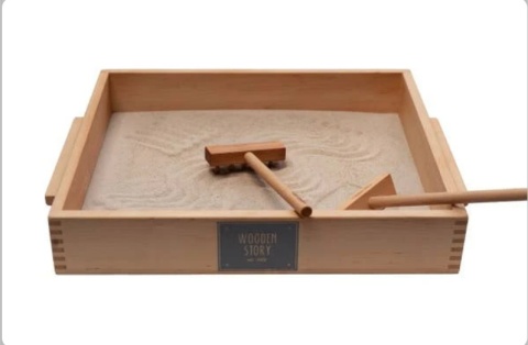 Drewniana tacka do pisania w piasku z akcesoriami Montessori