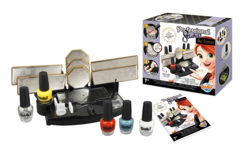 Studio Paznokci Buki cały zesatw