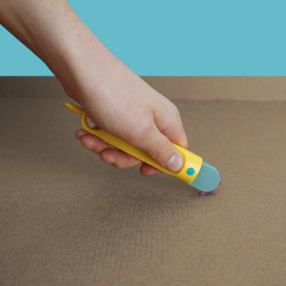 Roler perforujący tekturę Makedo Fold-Roller