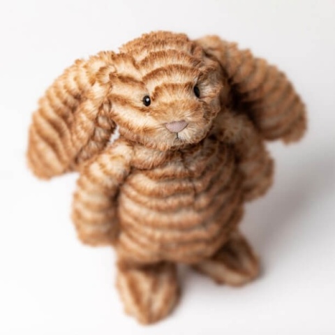 Przytulanka króliczek Jellycat złotobrązowy przód