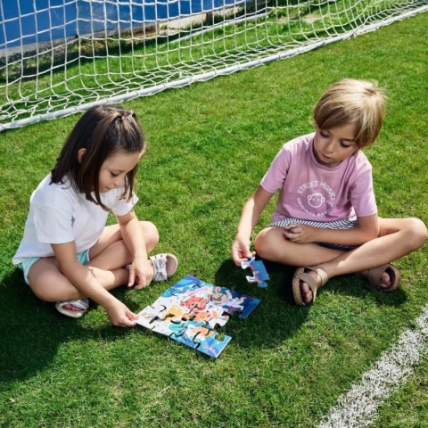 Puzzle 12 elementów Miniland Real Madryt - układane przez dzieci