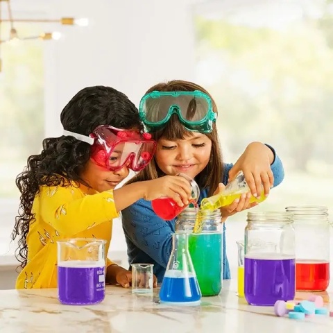 Zabawki i kolorowe pastylki do kąpieli Munchkin - laboratorium kolorów