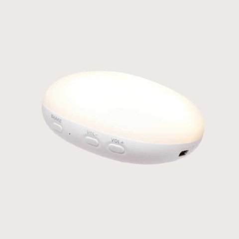 Szumiąca foka z lampką nocą Moonie 2.0. sand - kremowa - sensor