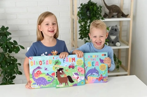 Książeczka z naklejkami silikonowymi Buddy & Barney farma - seria