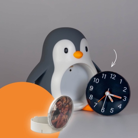 Lampka z zegarem i ramką na zdjęcie Eggy's Mystery Lights budzik pingwin - miejsce na zdjęcie