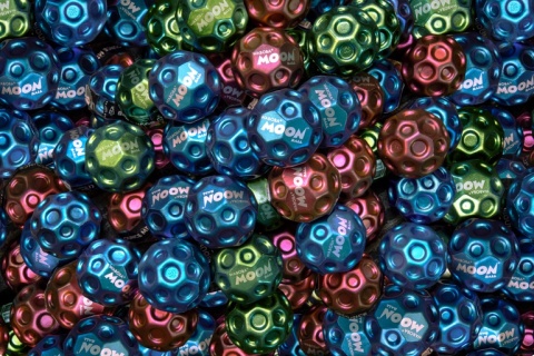 Wysokoodbijająca piłeczka Waboba Metallic Moon ball
