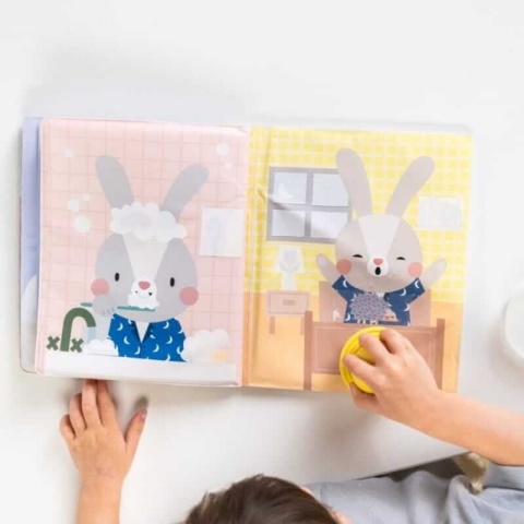 Książeczka wodna Taf Toys A Kuku - ilustacje