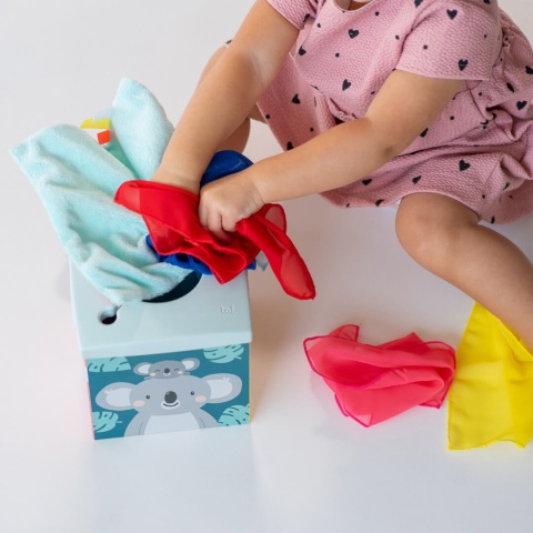 Sensoryczne pudełko na chusteczki Taf Toys zabawa i rozwój - koala
