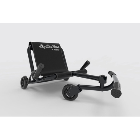 Czarny pojazd gokart napędzany nogami EzyRoller